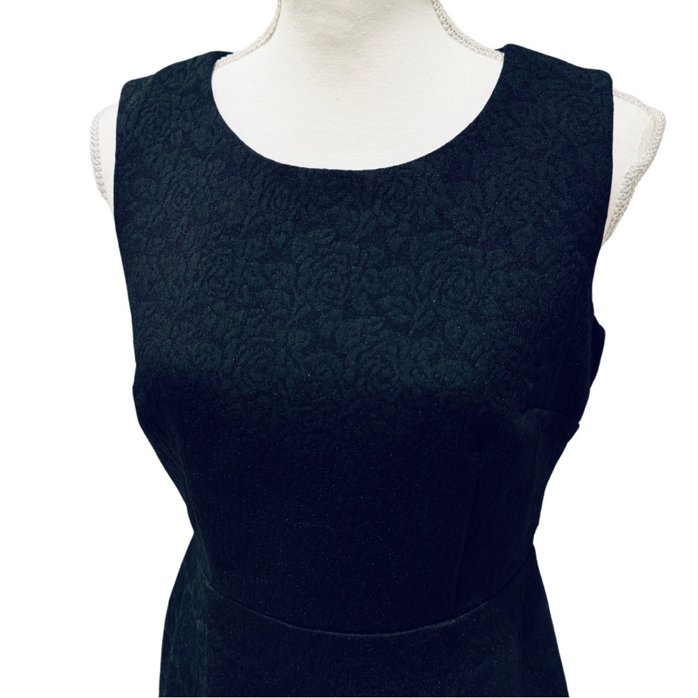 Liz Claiborne Black Floral Jacquard Fit & Flare Sleeveless Dress (2) - Picture 9 of 15
